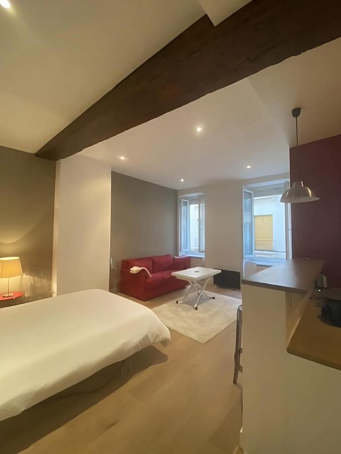 Modern Apartment In The Heart Of St-Germain Paris Ngoại thất bức ảnh