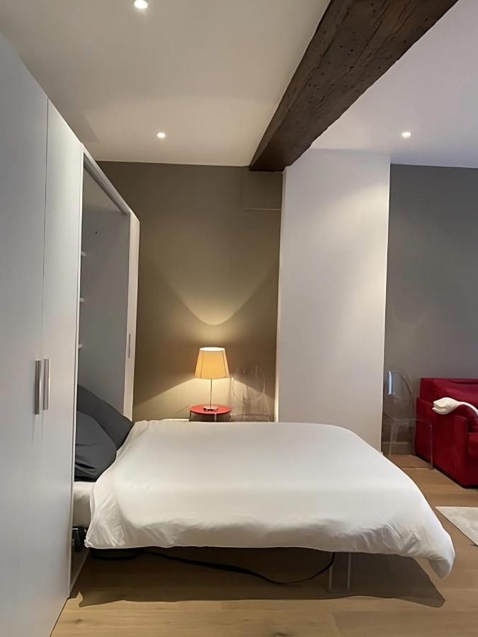 Modern Apartment In The Heart Of St-Germain Paris Ngoại thất bức ảnh